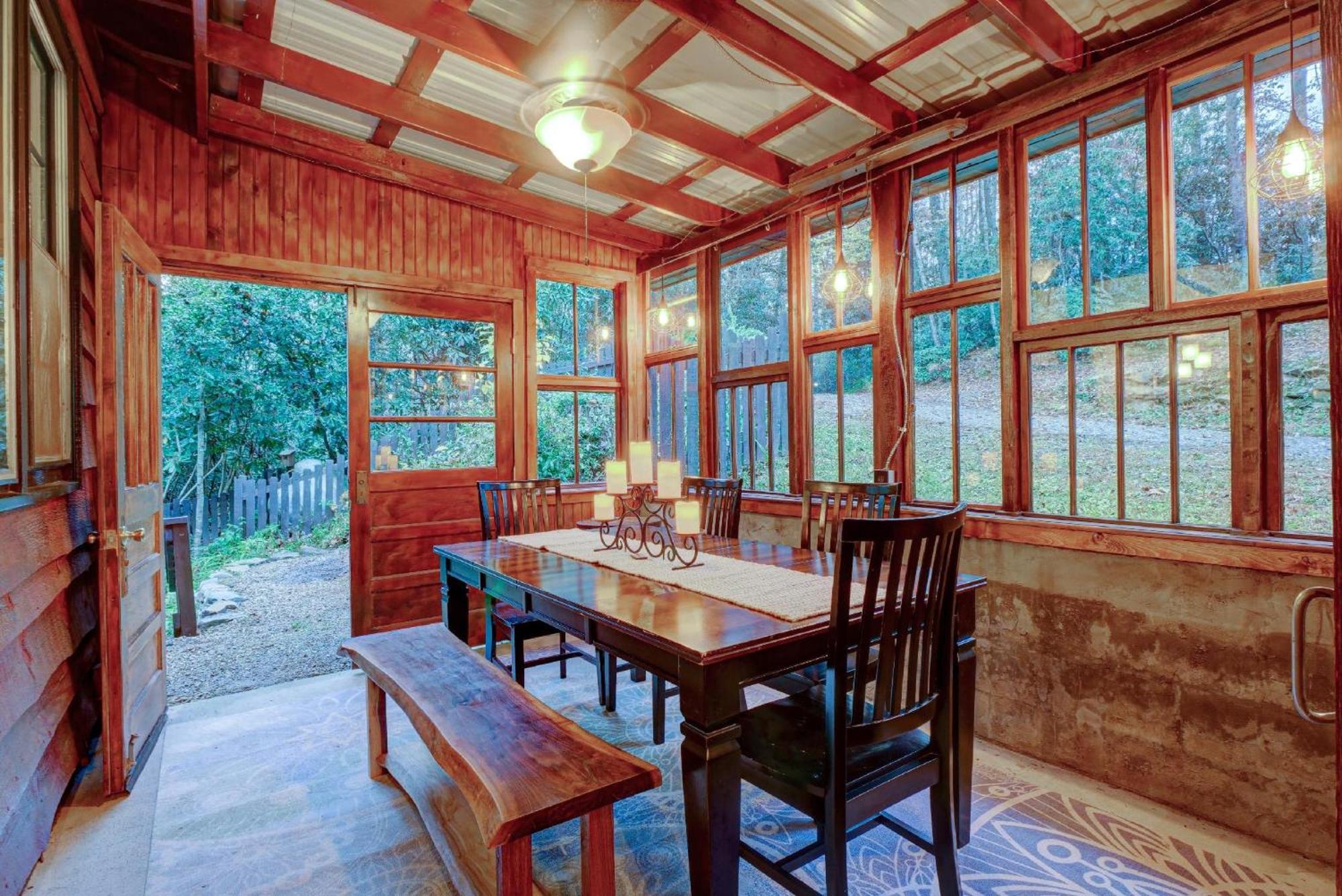 White Laurel Cottage At Linville Falls Экстерьер фото